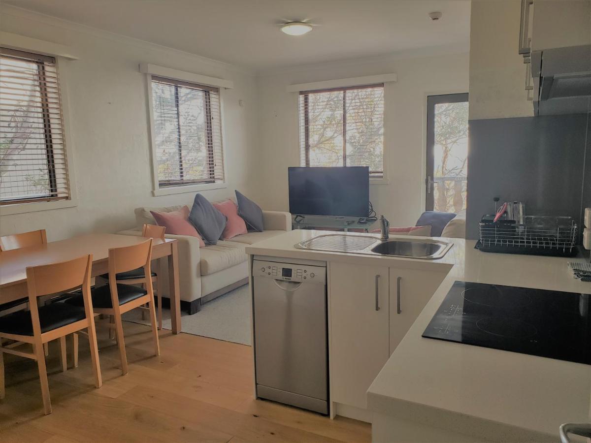 Enzian Hotel Mt Buller Mount Buller Bagian luar foto