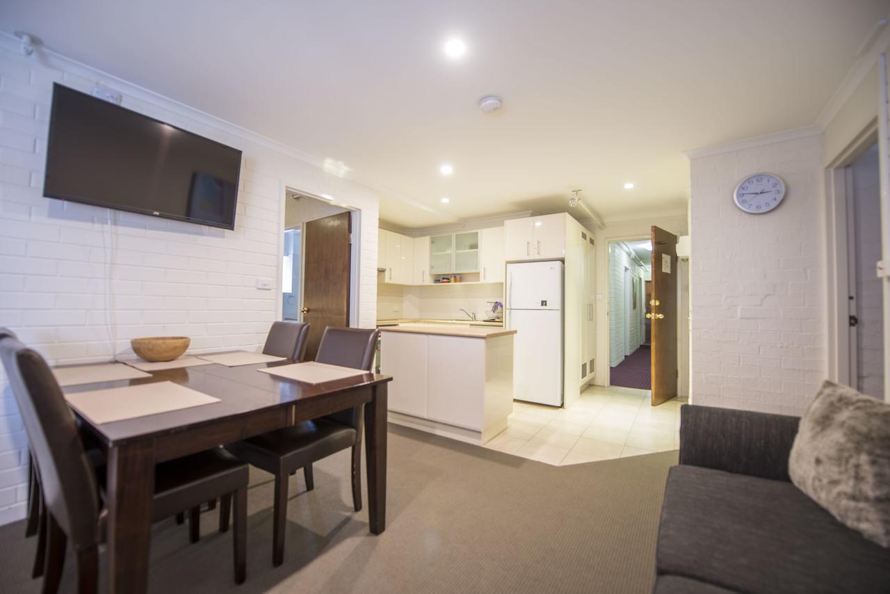 Enzian Hotel Mt Buller Mount Buller Bagian luar foto
